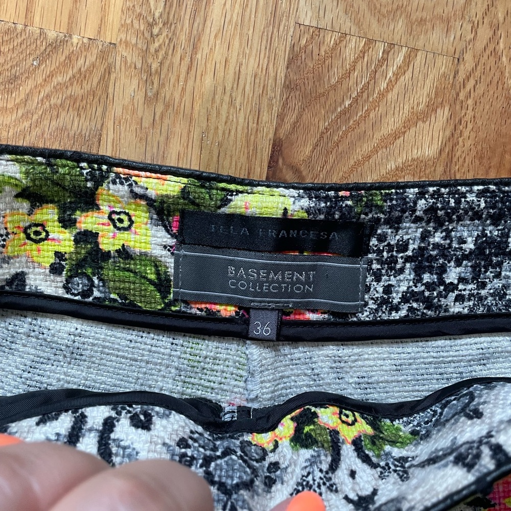 Short - Picture 3 of 4